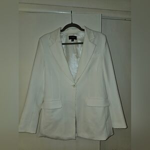 Le Chateau Classic White Blazer